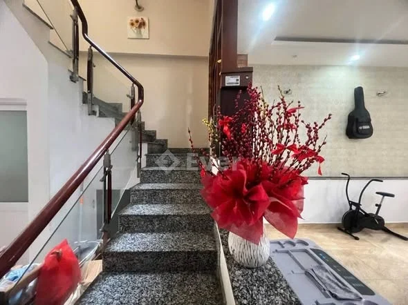 Mặt tiền kinh doanh đỉnh, siêu V. I. P, 120m², 3 tầng, đường Hiệp Bình