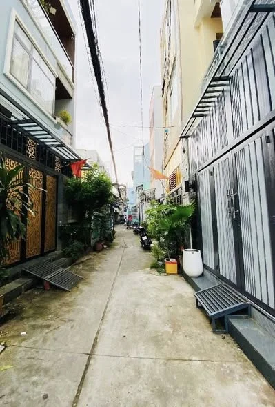 SIÊU PHẨM TÂN PHÚ – NHỈNH 6 TỶ – 71M² – HẺM BA GÁC THÔNG