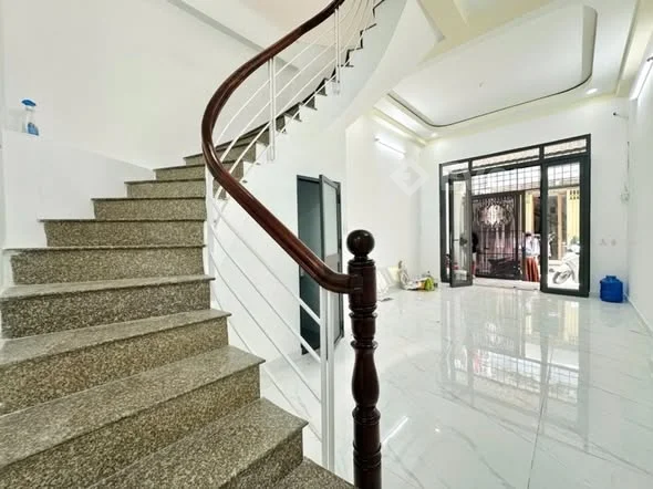 BÌNH THẠNH - HẺM XE HƠI SÁT MẶT TIỀN - 52M2 (3.8x14) SỔ A4 - 3 TẦNG MỚI 4PN - CHỈ 8.x TỶ