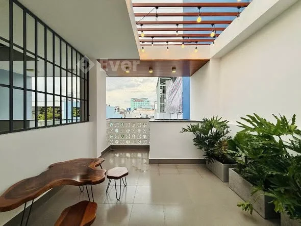 Chủ gấp bán nhà đẹp - nở hậu tài lộc - Phạm Văn Chiêu - 4x17 - 3 tầng + sân thượng