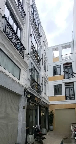 Nhà mới 4 tầng, diện tích 67m², nở hậu tại Nguyễn Thượng Hiền