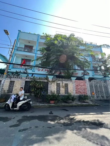 Nhà mặt tiền khu ADC Tân Phú , ngay trục đường Luỹ Bán Bích, ngay nút giao Nguyễn Sơn