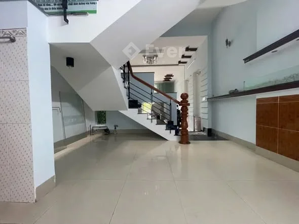 CẦN BÁN NHÀ 3 TẦNG MẶT TIỀN ĐƯỜNG Ỷ LAN NGUYÊN PHI – HẢI CHÂU – ĐÀ NẴNG