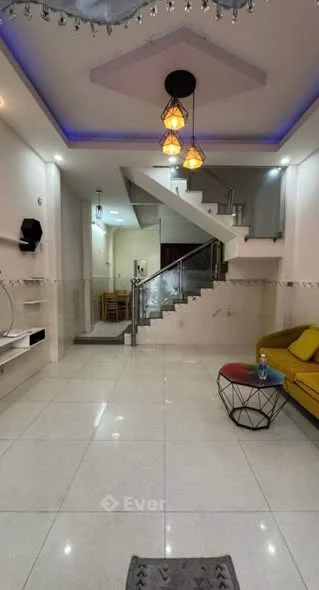 4,599TỶ - BÁN NHÀ GẤP GẤP ( có việc gấp)NỞ HẬU 2 TẦNG,SỔ HỒNG -HOÀNG CÔNG ĐỦ 55M2 NHÀ GIÁ TỐT ĐỪỜNG