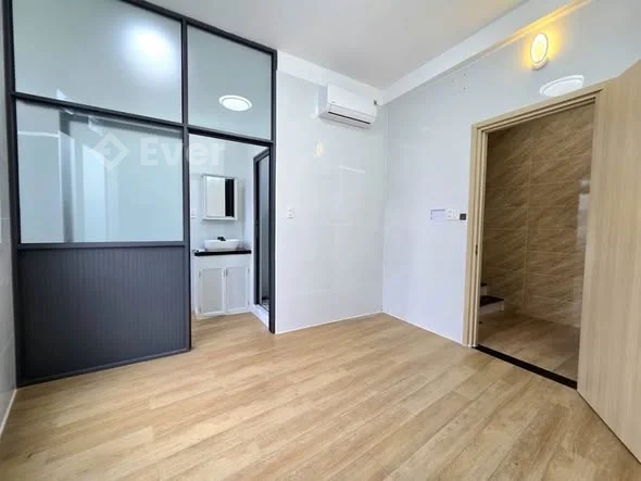 NHÀ MỚI 4 TẦNG dành cho gia đình nhỏ, xách VaNi vào ở ngay , LÊ QUANG ĐỊNH ,BÌNH THẠNH 5, XX tỷ