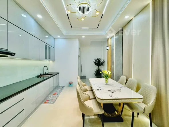 DT 193.5M² S – NHÀ PHỐ NỞ HẬU ĐẸP – XE HƠI ĐẬU TRƯỚC NHÀ – GIÁ CHỈ 7.35 TỶ.8 GÒ