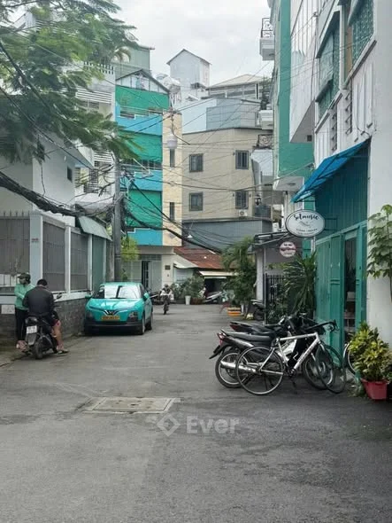 Hxh Lê Văn Sỹ,Q34,5 x 8 - 2PN 2WC 2 Tầng - Nhà cũ tiện xây sửa mới