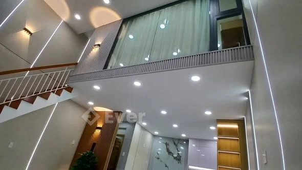 GIÁ: 3 TỶ 350 TRIỆU.BL- Nhà ngay đường Tô Ký, Phường Trung Mỹ Tây, Quận.