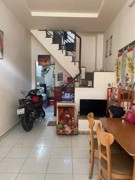 DIỆN TÍCH RỘNG - HẺM TRƯỚC NHÀ 6M- CHÍNH CHỦ LÂU NĂM ( 4 x 18 ) Giá chỉ 5.9 t ỷ