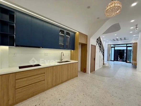 Nhà ngay chợ Tân Hương Tân Phú hẻm xe hơi Dt: 56m2, 3 tầngGiá: 6.75 Tỷ - 6,75 tỷ - 56m²