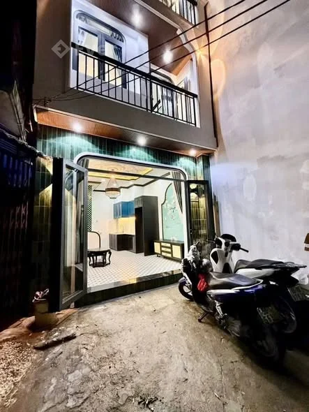 BOM TẤN 𝐆𝐈Á : 𝟓,𝟎𝟓 𝐓Ỷ - 4 TẦNG CỰC ĐẸP - THÍCH QUẢNG ĐỨC - PHÚ NHUẬN