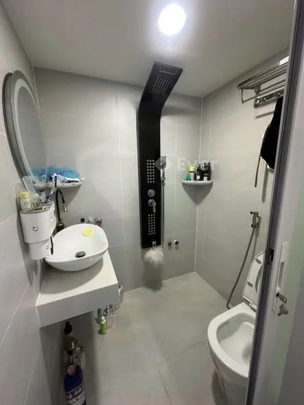 Hơn 4 tỷ, siêu phẩm Lý Chính Thắng Q35 Tầng + ST - 3pn lớn, 4wc