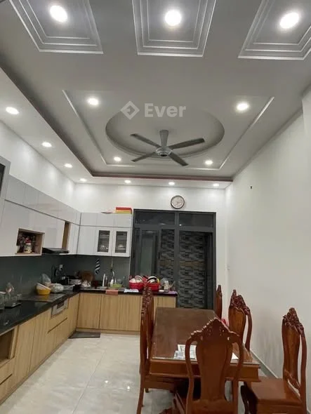 QUẬN GÒ VẤP NHÀ ĐẸP - HẺM Ô TÔ 6M - GẦN SIÊU THỊ EMART - SÁT MẶT TIỀN ĐƯỜNG NGUYỄN TƯ GIẢN