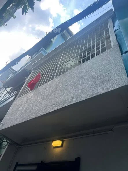 Nhà khu vip Nguyễn Văn Trỗi Ngang 3,7M Dài 11m