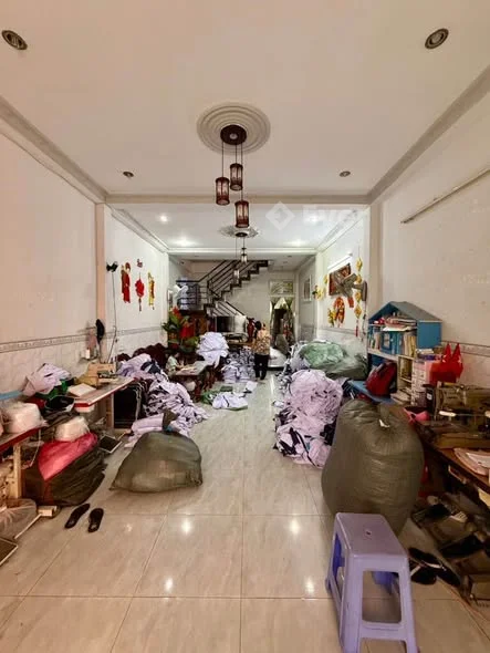 NHÀ 3 TẦNG, 65m2, (4x15) - LÔ GÓC - HẺM XE HƠI THÔNG - NHỈNH 5 TỶ