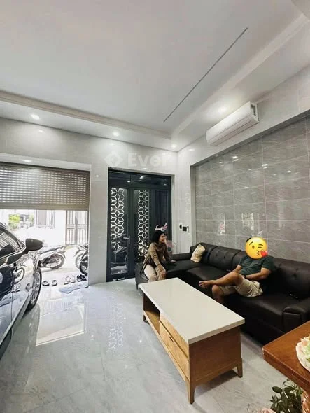 LIÊN HỆ XEM NHÀ NGAY HÔM NAY - CHÍNH CHỦ BÁN GẤP – NHÀ 4 TẦNG ĐẸP – Ô TÔ VÀO NHÀ – P. TĂNG NHƠN PHÚ