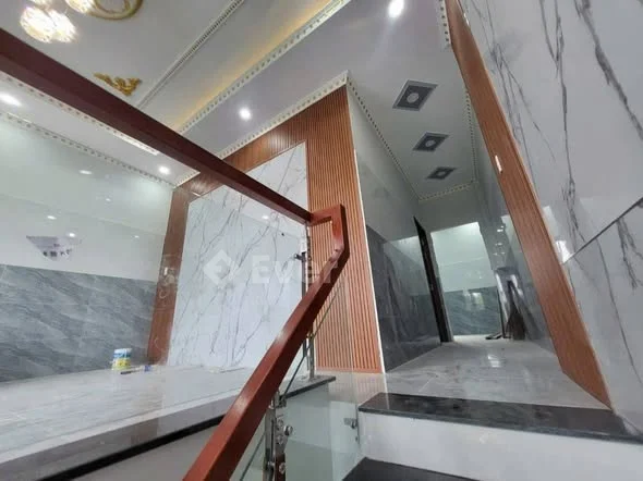 CG: Cần Bán nhà 1 trệt 1 lầu có hoàn công xã tân phú trung Củ Chi Tphcm DT : 5 x 19 ful thổ cư