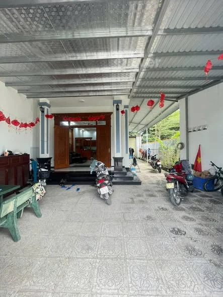 NHÀ LỚN 178M² – 1T1L MÁI THÁI – THUẬN GIAO – 4.7 TỶ Đường Thuận Giao