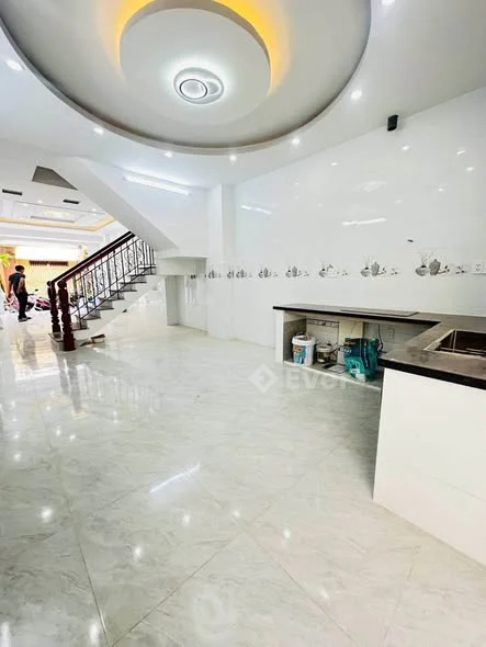 - NGAY NGUYỄN SƠN - HẺM 5M THÔNG- 4X15 - 3 TẦNG- CHỦ GIẢM CÒN 6TỶ35- SỔ HỒNG RIÊNG