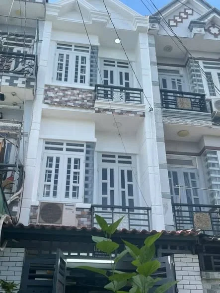 Nhà 1/ nguyển thị búp . Phường Tân chánh hiệp Q12. TPHCMPháp lý. Sổ hồng chung