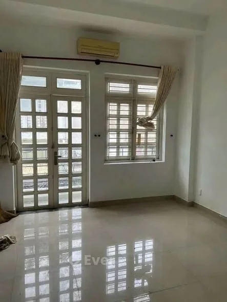 CẦN TIỀN BÁN GẤP NHÀ HẺM 5M- ÂU CƠ-NGANG 4M-2TẦNG-GIÁ 6Tỷ