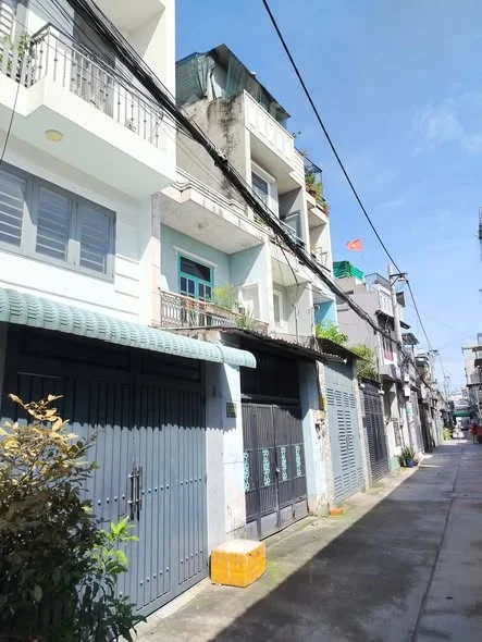 CHỦ GẤP B.Á.N. CHƯA QUA ĐẦU TƯ - NHÀ 2 TẦNG - GIÁ 4.35TỶ - DT. 4 X 12