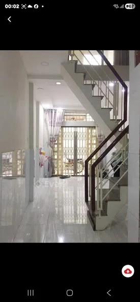 NHÀ 2 TẦNG NỞ HẬU ĐỦ CÔNG NĂNGLẠC LONG QUÂN