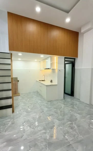 Nhà Đẹp Sổ Vuông - 2 Tầng - 3PN 2WC - Chỉ Hơn 3 Tỷ-Diện tích: 6 x 4 ( 24m2 ) - Thỏa thuận - 24m²