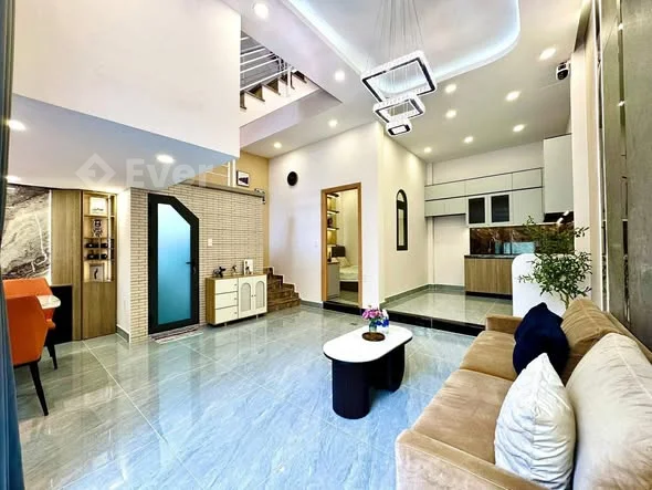 GIÁP BÌNH THẠNH - 20M RA MẶT TIỀN - 3 TẦNG - 61M2 - NGANG HIẾM 6M CHỈ 8.XXX TỶ