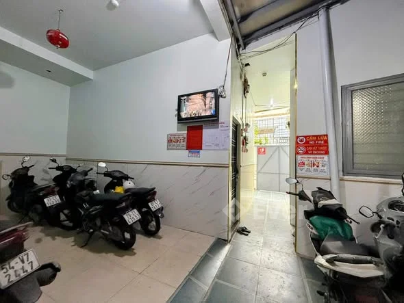 NHÀ THẬT THU TIỀN THẬTchỉ #16Tỷ500 TLCHDV 2 MẶT TIỀN – EMART PHAN HUY ÍCH