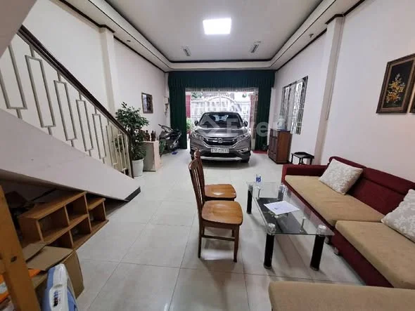 BÁN NHÀ MẶT TIỀN NI SƯ HUỲNH LIÊN – XE HƠI NGỦ TRONG NHÀ – GIÁ CỰC HỜI!