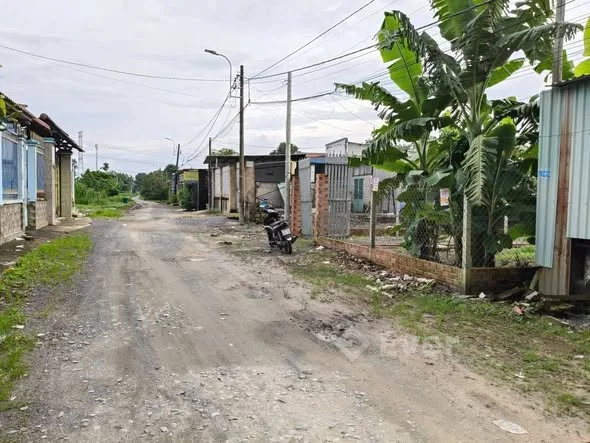 Ccg...Tân Thạnh Đông Củ Chi (cũ).Bán lô đất rớt nhựa chỉ 30m của đường số 130...8m x 24m.