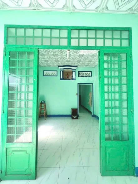 Ccg...Tân Thạnh Đông Củ chiCần bán gấp căn nhà cấp 4.Giá: 2.8 tỷ tl Dt: 5x29 full thổ cư có nhà