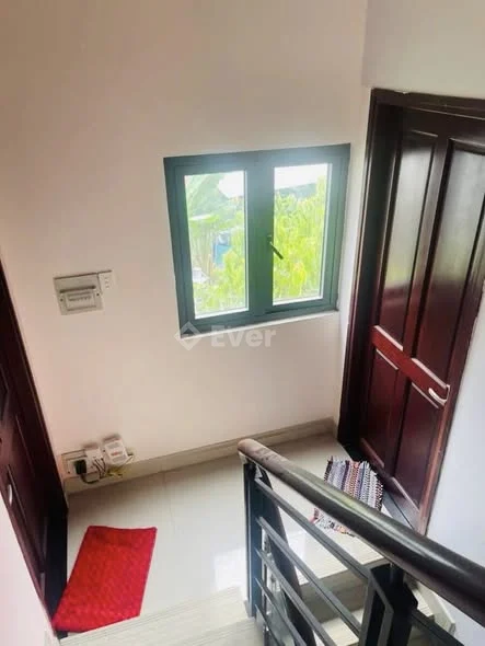 NHÀ ĐẸP GÒ CÁT – PHÚ HỮU QUẬN 9 – 3 LẦU – GIÁ CHƯA TỚI 5 TỶ