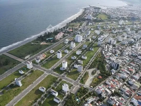 Bán lô đất giá rẻ, vị trí dãy E5 đối diện công viên trong Ocean Dunes phố biển phan thiết