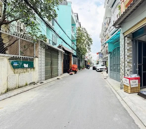 Bán nhà Quận 12 đ Nguyễn Thị KiểuNhà 3.5x6. Trệt Lửng.