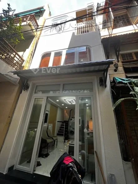 BẠN CHỈ CẦN NHỈNH 4 TỶ ĐỂ SỐNG TRONG CĂN NHÀ MỚI NGANG 4M, 3 TẦNG CHO GIA ĐÌNH