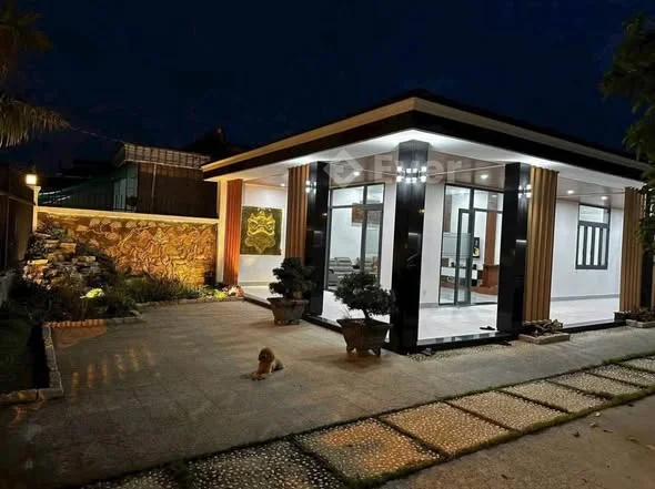 BÁN NHÀ VƯỜN XÃ TÂN PHÚ TRUNG CỦ CHI TPHCM Vị trí Cách Bệnh viện Xuyên Á 4km Diện tích : 13.5×42=5