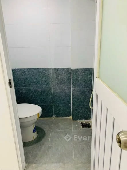 [ Quận 10 ]3,25tỷNhà góc 2 mặt hẻm 1/ Nguyễn Chí Thanh, P3, Q10DT: 3,4x5,5m