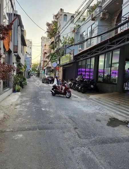 Toà nhà Hầm 6 Tầng, Thang MáyNguyễn Bỉnh Khiêm,Đa Kao,Q1SD: 200m2