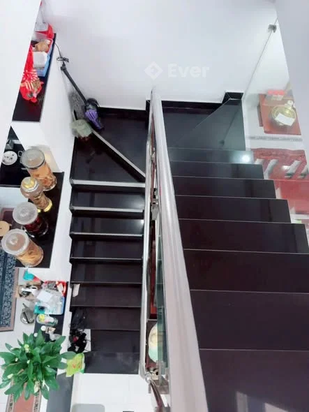 NHÀ GIÁ RẺ 1 TỶ 570 – GẦN TRƯỜNG THPT BÀ ĐIỂM