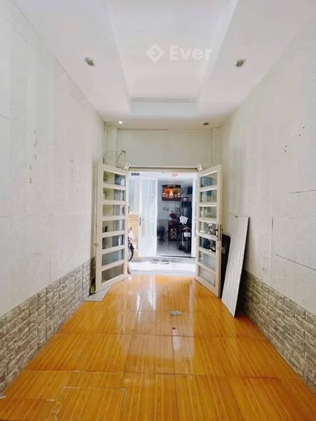 [ Quận 1 ]2,39tỷHH 1% nhận đủ Nhà hẻm 120 Trần Hưng Đạo, Q1DT: 2,4x4m,