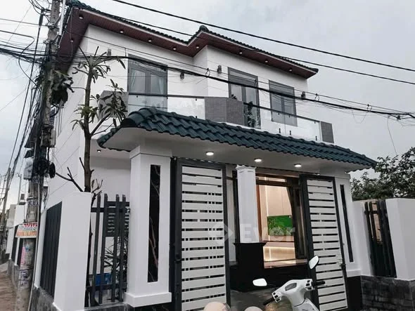 Bán Biệt thự mini diện tích 140m2 xây 1 trệt 1 lầu gần chợ Hóc Môn giá 6,x tỷ.