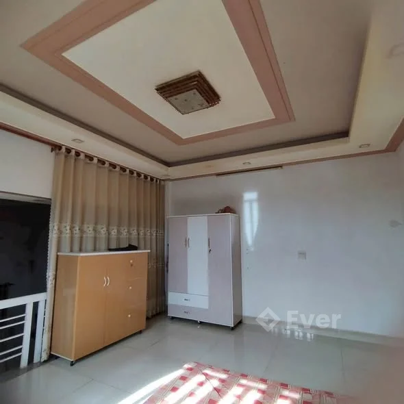 Nhà hẻm 118 thông 88 đường 1/5 Dt 6x25 tc 100m-2pn.1pk 1bep 1 gác lửng 1wc