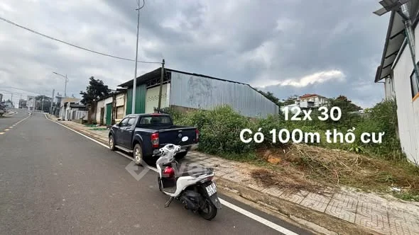 Mặt tiền Tô Hiến Thành P3 Bảo LộcDiện tích:358m3 (12x30) có 100m2 thổ cư