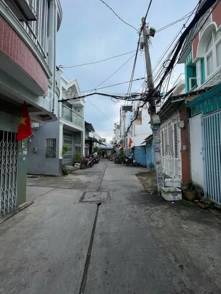 NQ - TG09 Đ𝐢̣𝐚 𝐜𝐡𝐢̉ : 273//Tân Hoà Đông, P. bình trị đông (hẻm 6m thông 295 THĐ)