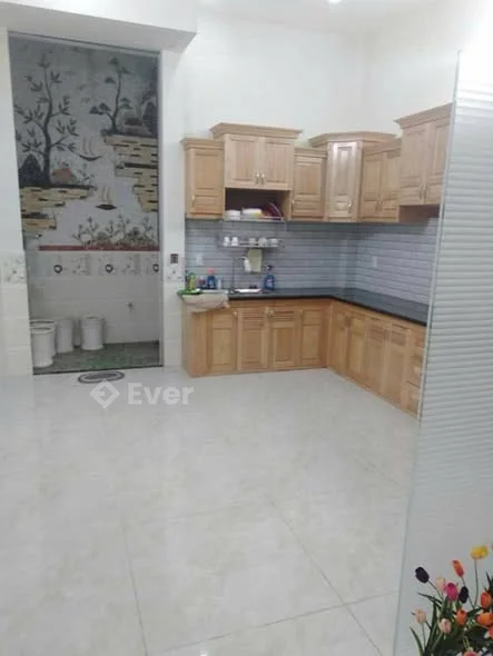 Nhà khu dân cư Đại Hải phan văn hớn hóc môn ngang 4 x 17 một trệt 3 Lầu 4 phòng ngủ 5 toilét