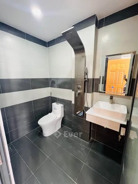 Nhà phố 4 tầng Đào Tông Nguyên - KDC Đồng Bộ The Sun Residence