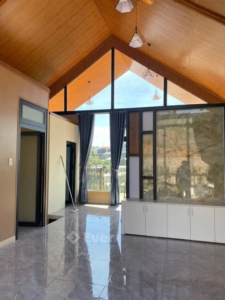 Chủ gửi bán căn nhà nguyễn hoàng p7Diện tích 80m2Nhà kết cấu 1 trệt 1 hầm có 3 phòng ngủ