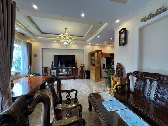 CẦN BÁN NHÀ ĐẸP NGÔ QUYỀN – PHƯỜNG CAM LY, ĐÀ LẠTHOT: GIẢM CÒN 9,9 TỶ